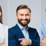 국가별 마케팅 전략 차이 - A diptych image. The left panel shows a diverse group of international marketing professionals prese...